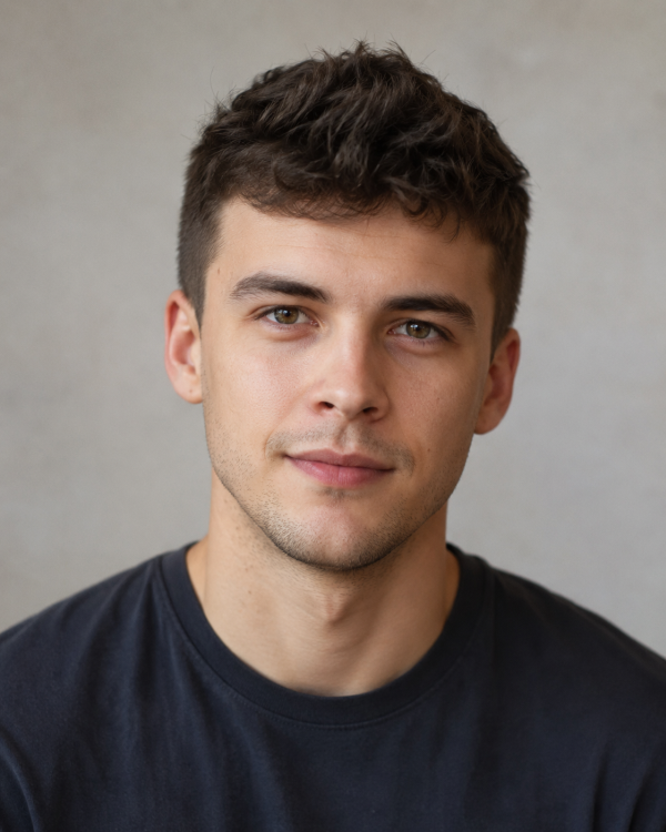 Marcin Komar